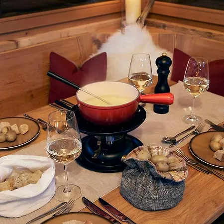 Alpenland Hotel Gstaad