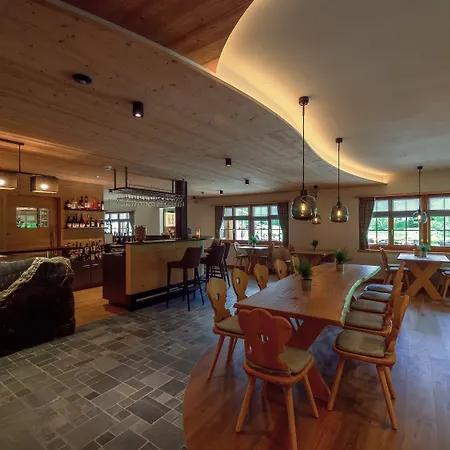 Hotel Alpenland