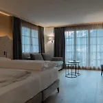 Alpenland 3*