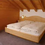 Alpenland ホテル 3*